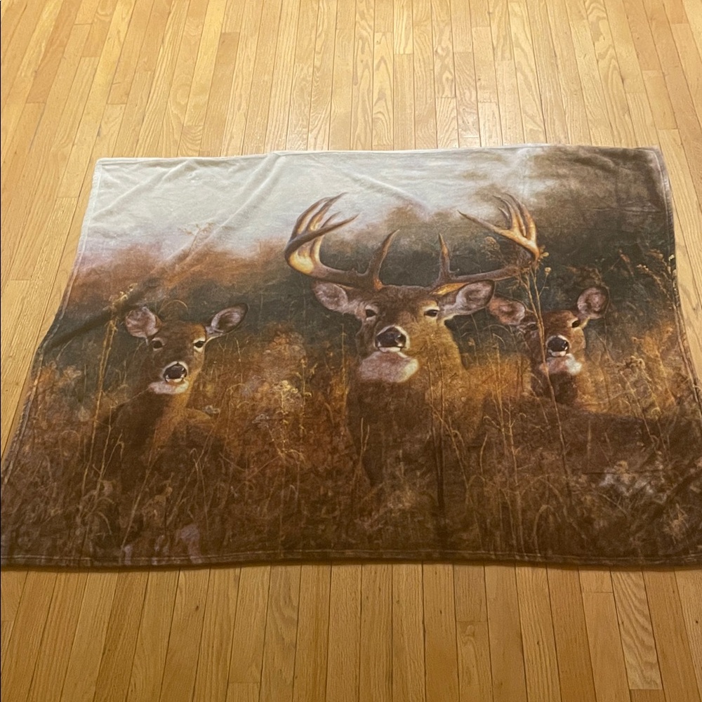 Deer Blanket - Picture 1 of 3